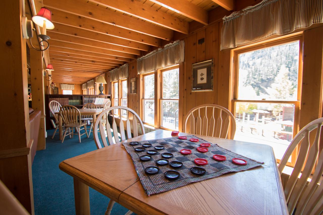 The Lodge At Red River Exteriör bild